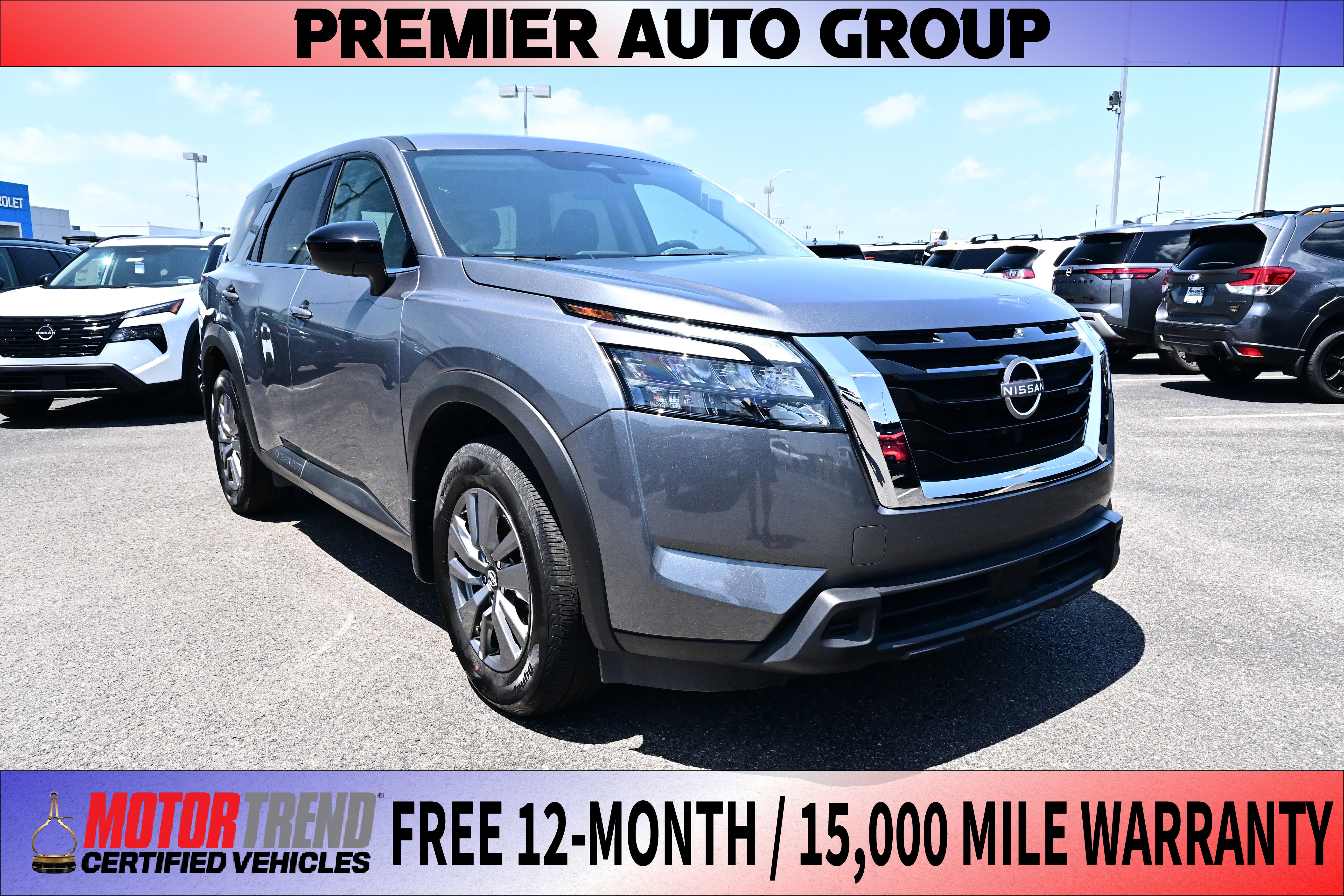 2025 Nissan Pathfinder S in Kad/ — front three-quarter view